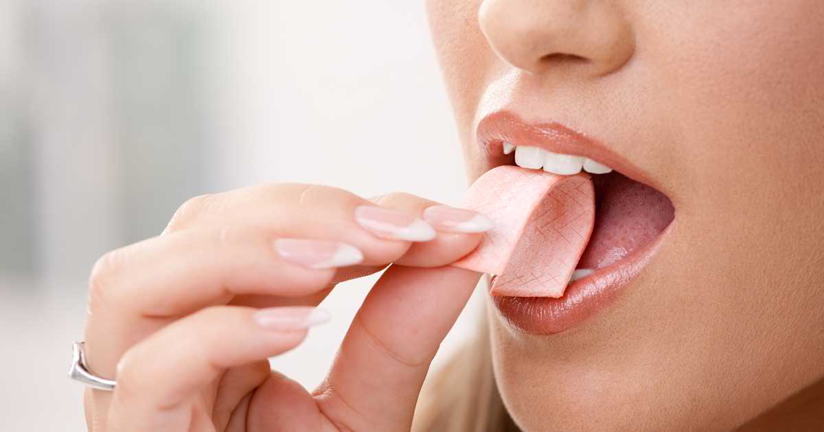 Pros and Cons of Chewing Gums